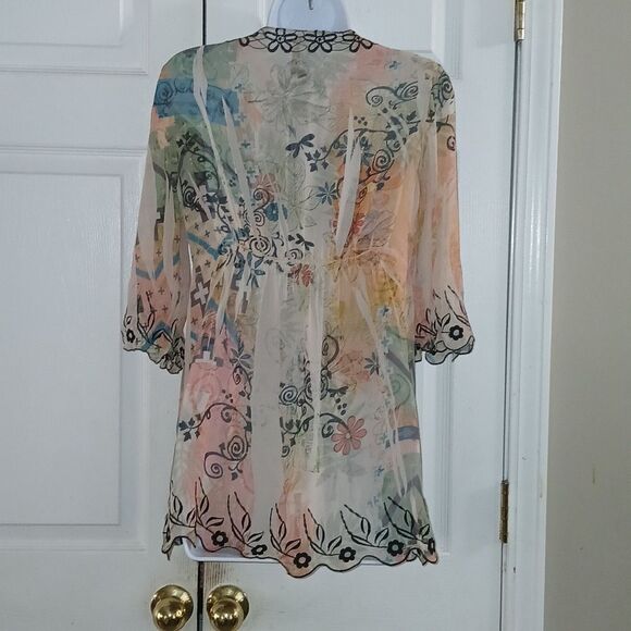 Mushka By SIenna Rose Inc sheer floral print blouse Sz M NWOT - Picture 4 of 7